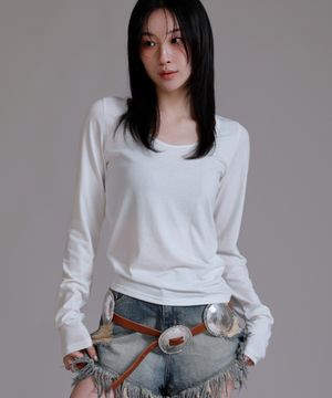 U 라운드 베이직 롱 슬리브 티셔츠_화이트