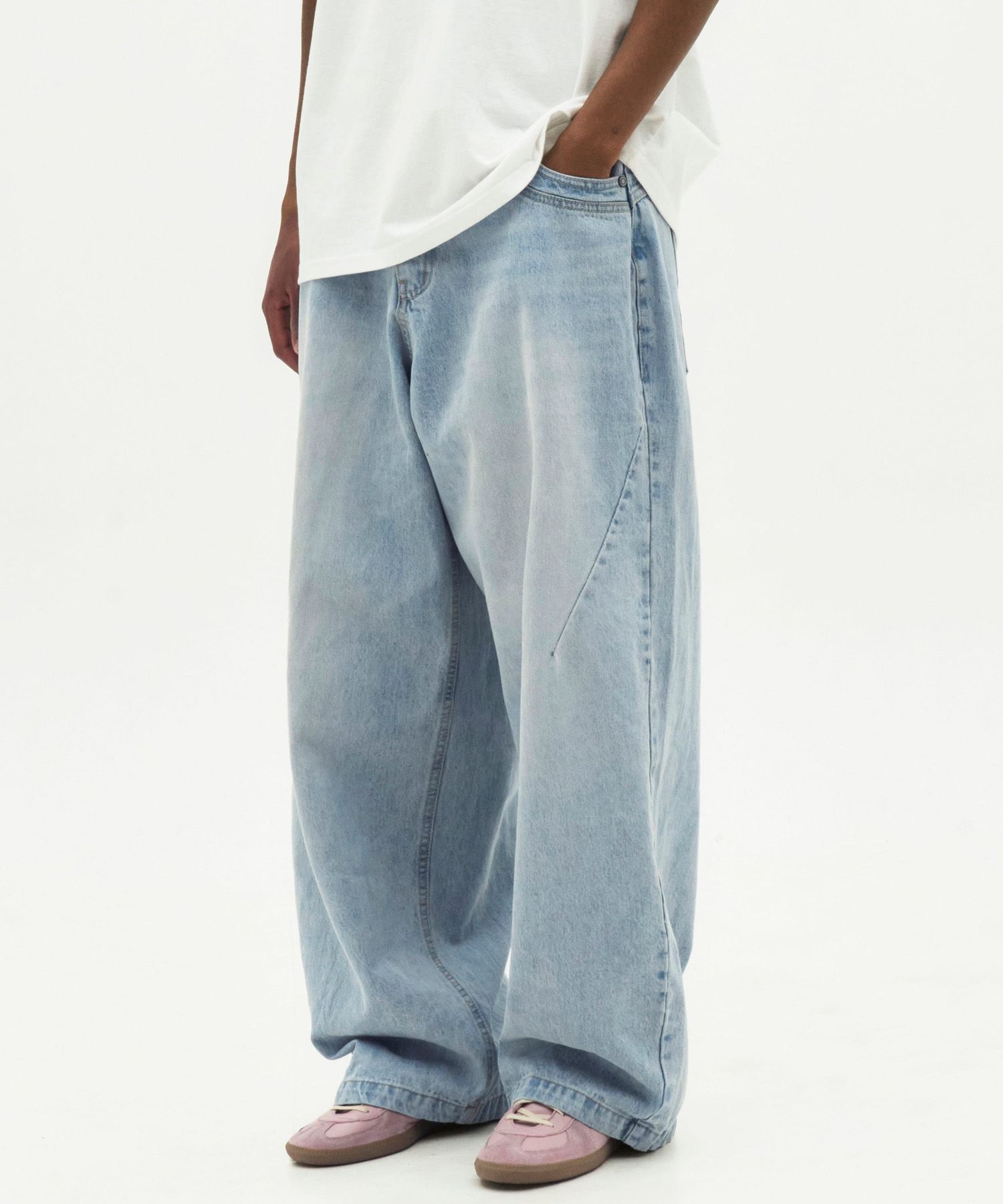 Shop Pants at MUSINSA