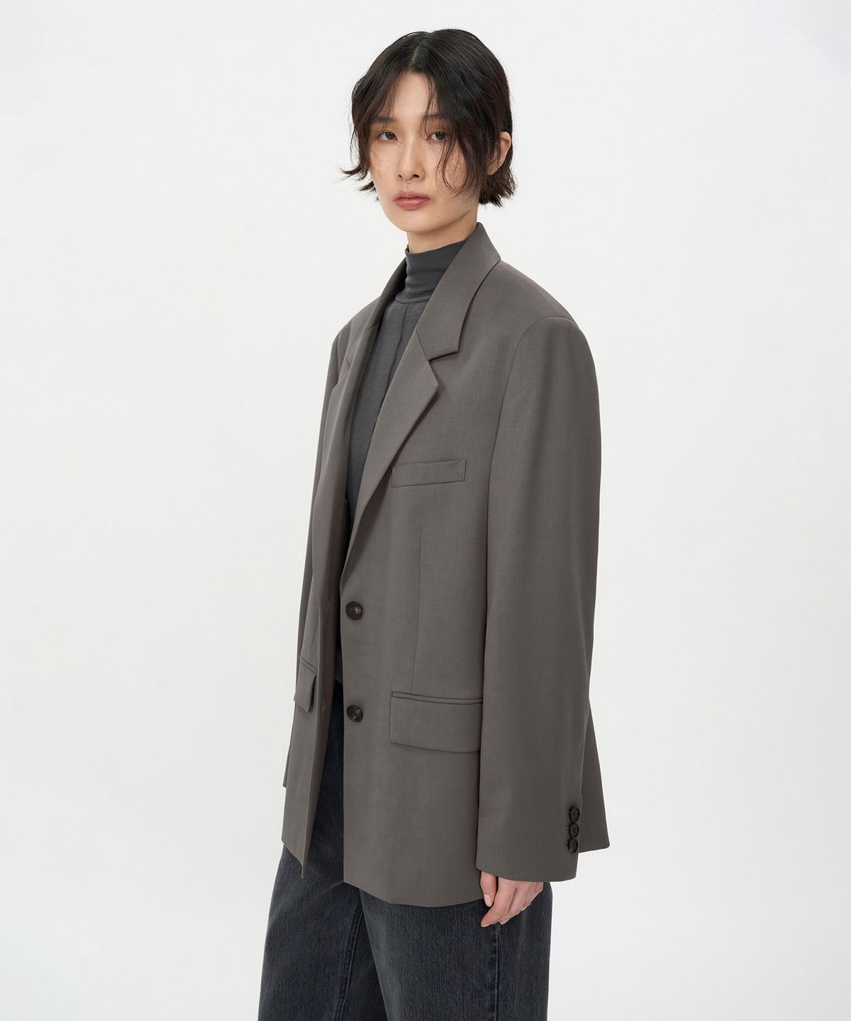인사일런스 우먼(INSILENCE WOMEN) 미니멀 오버사이즈 블레이저 ASH BROWN