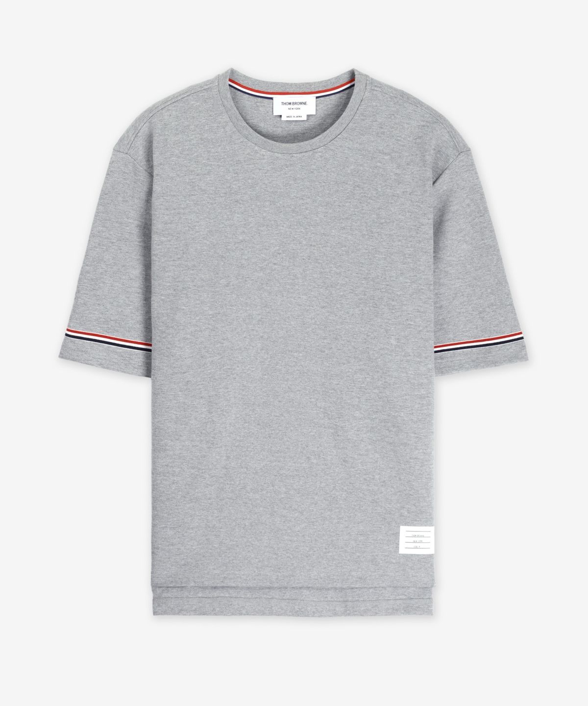 톰 브라운(THOM BROWNE) 럭비 핏 RWB 스트라이프 반소매 티셔츠 - 라이트 그레이 / MJS282AJ0199055