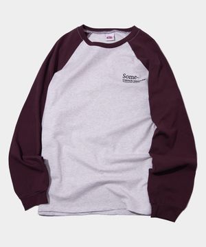 로고 커브드 라인 래글런 배색 롱슬리브 오버핏 티셔츠[와인]