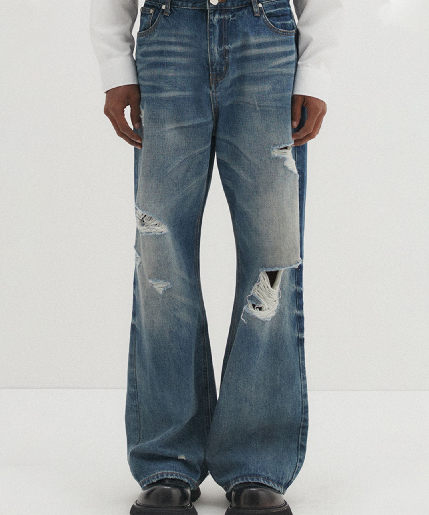 デニム・ジーパン DNSR Heritage Destroyed Denim Pants 5MM463 DNSR Heritage Destroyed Denim Pants 5MM463 (DNSR/デニム