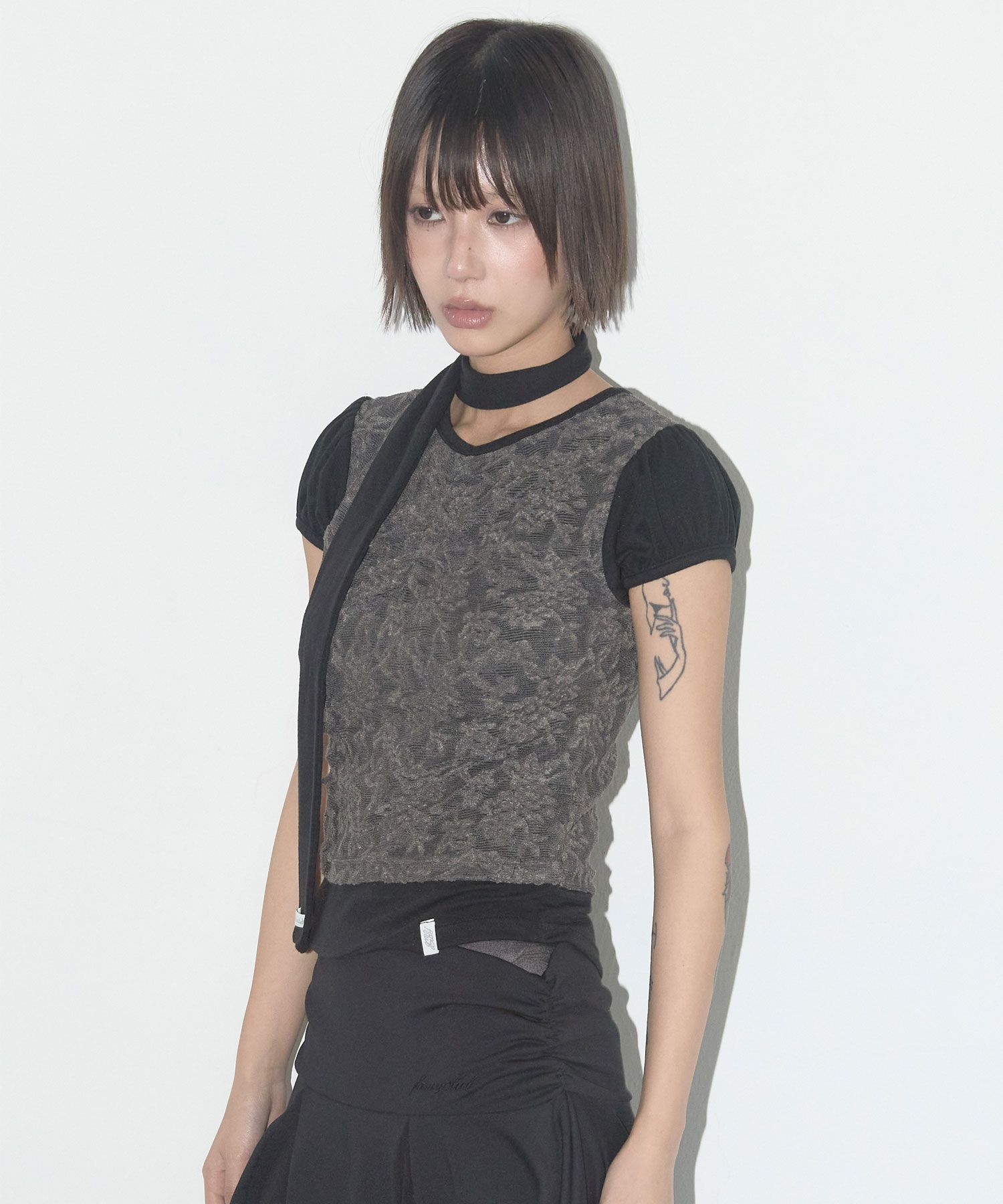 ★FANCY CLUB★ LACE SHIRRING TOP & SCARF【送料込/関税込】 MUSINSA | FANCY CLUB Lace Shirring Top & Scarf (BLACK) F25QB087