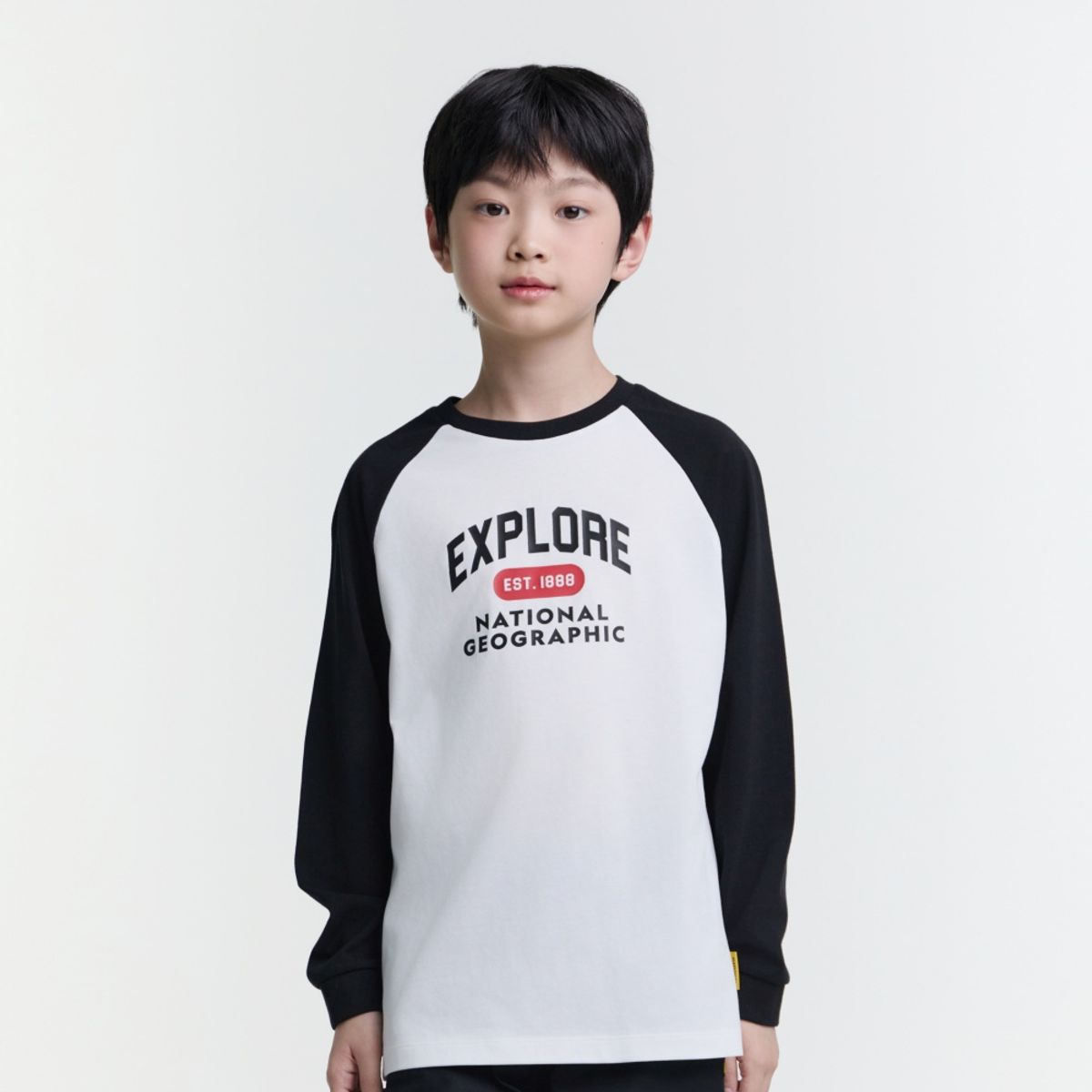 내셔널지오그래픽 키즈(NATIONAL GEOGRAPHIC KIDS) K251UTS920 래글런 긴팔티 CARBONBLACK