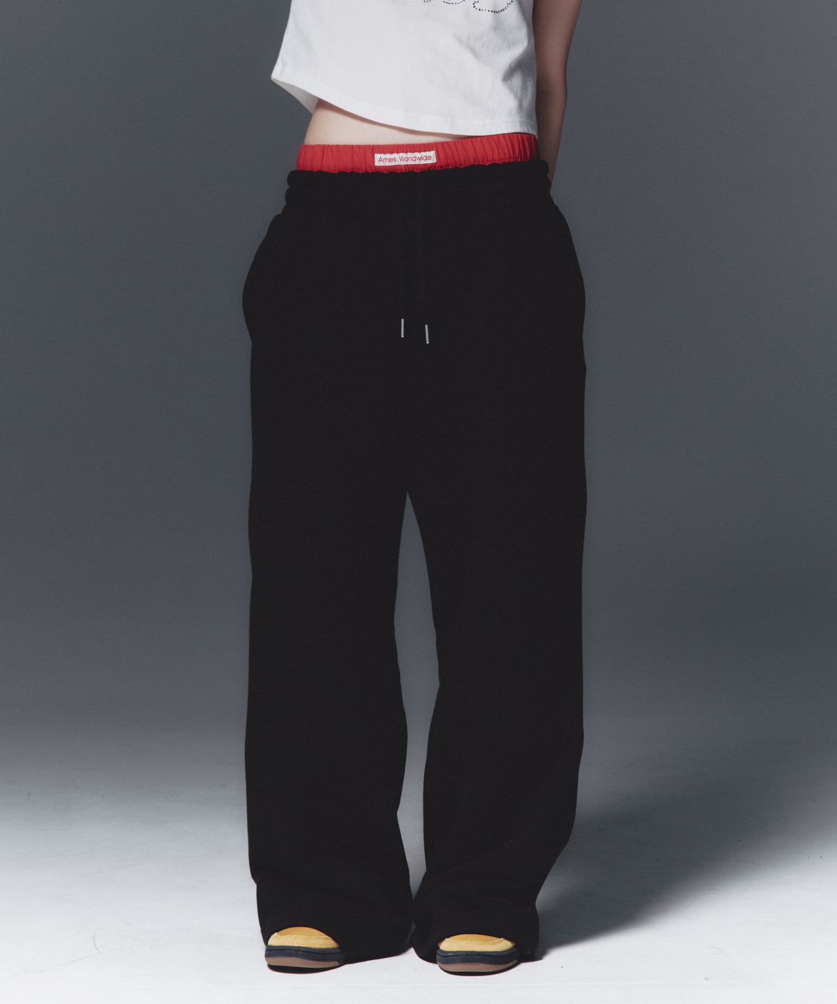 아메스 월드와이드(AMES-WORLDWIDE) LAYERED SWEAT PANTS BLACK