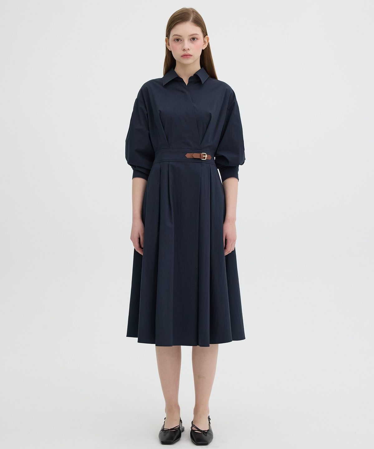 올리브 데 올리브(OLIVE DES OLIVE) 셔츠형 비죠 장식 랩 원피스 OW5SO2600