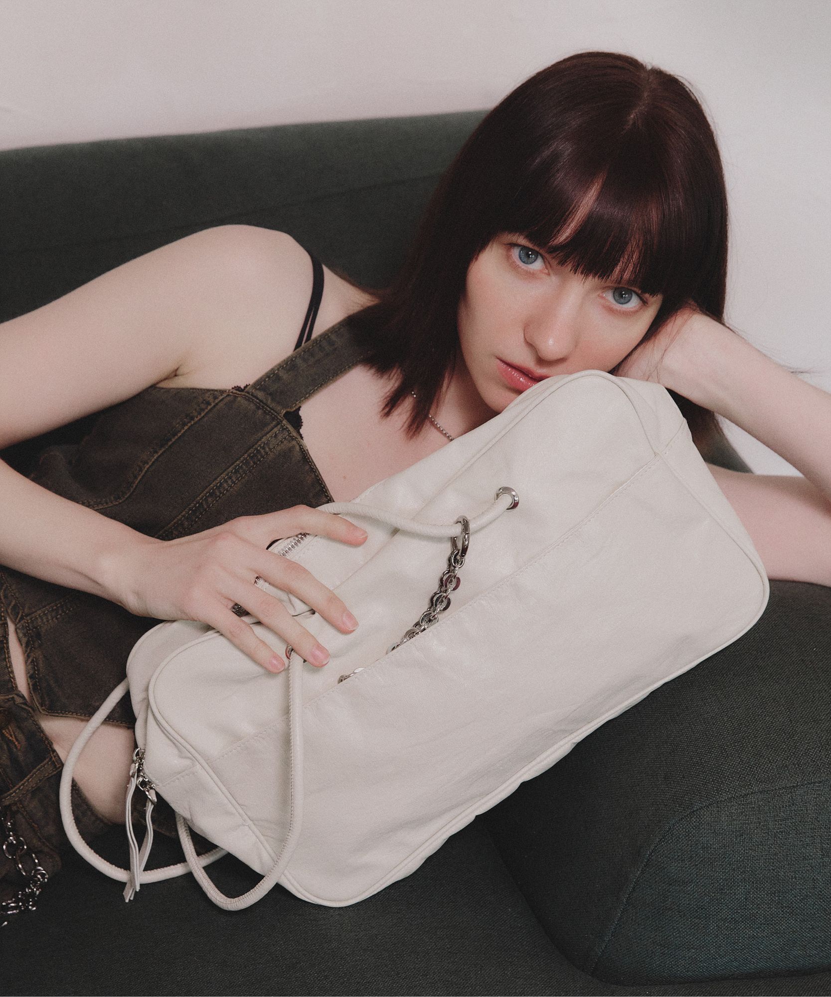 milk shoulder bag