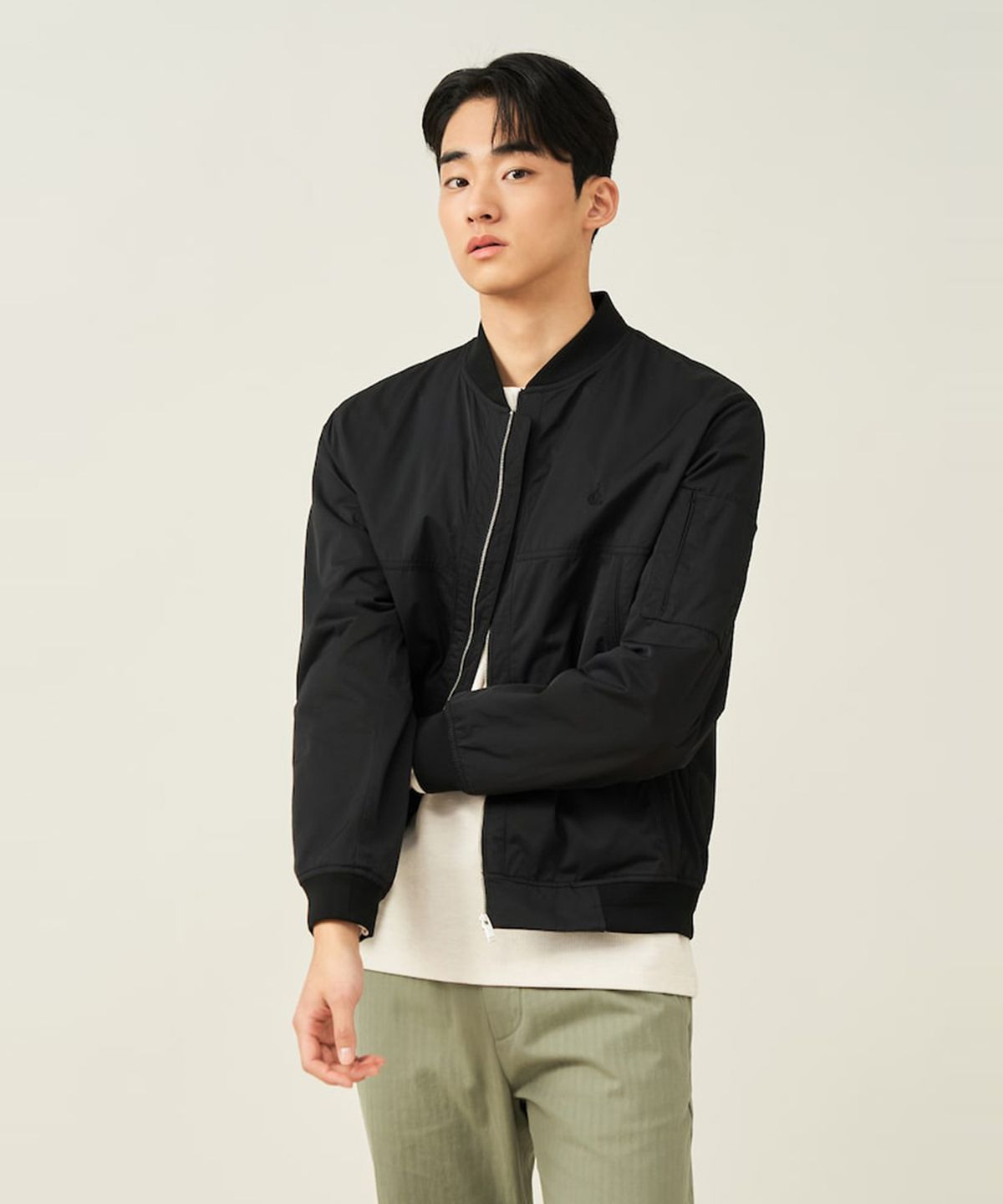 빈폴 멘(BEANPOLE MEN) MA1 아우터  블랙 (BC5239C215)