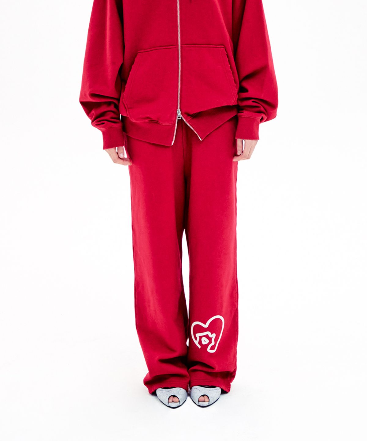 유희(YOUHEE) GRAPHIC JOGGER PANTS RED