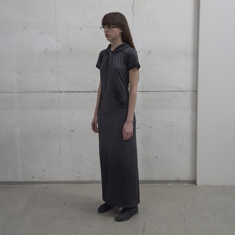 HOODED TWISTED DRESS (DARK GREY)