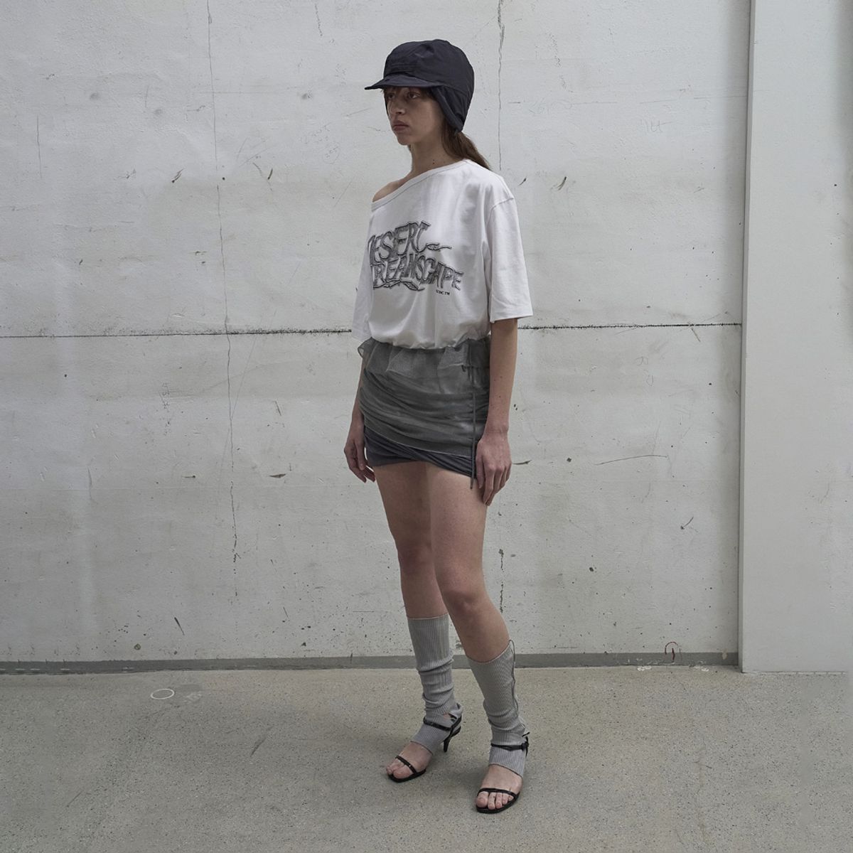 엘씨디씨티엠(LCDC™) SHEER FRILL LAYERED KNIT SKIRT (GREY)
