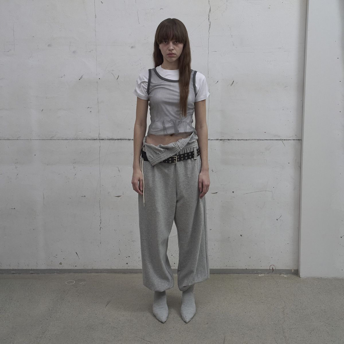 엘씨디씨티엠(LCDC™) SHEER FRILL KNIT TOP (GREY)