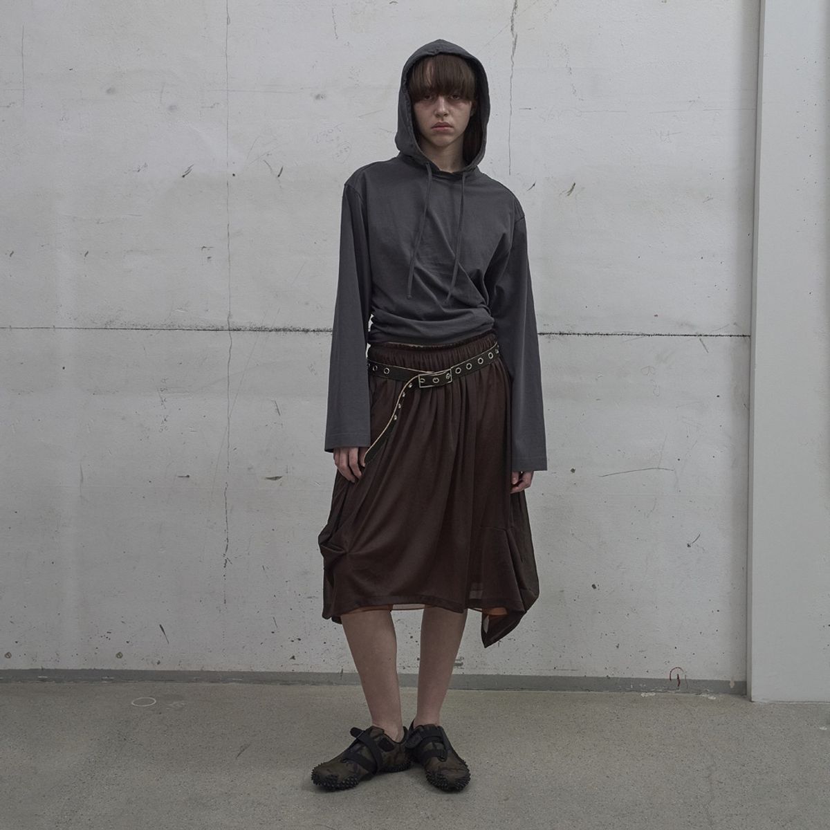 엘씨디씨티엠(LCDC™) TWISTED HOODIE (DARK GREY)