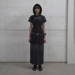 FRILL SLEEVELESS TOP (JET BLACK)