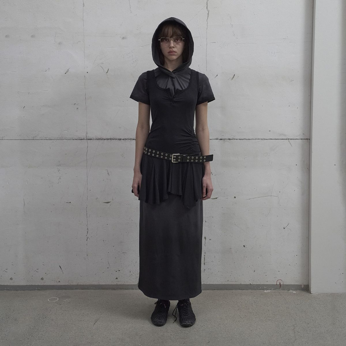 엘씨디씨티엠(LCDC™) FRILL SLEEVELESS TOP (JET BLACK)