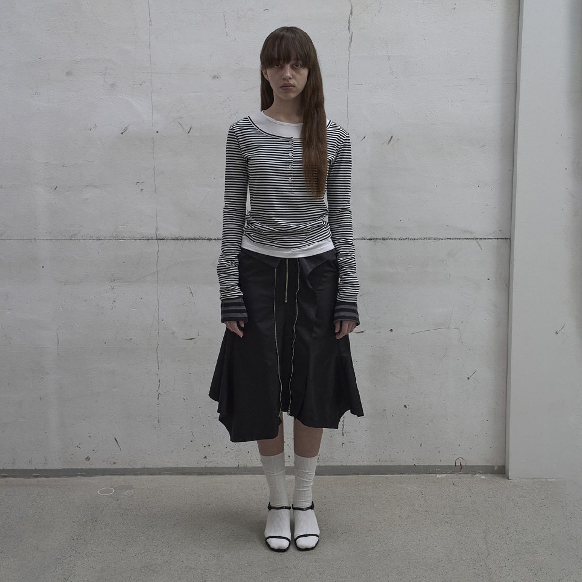 엘씨디씨티엠(LCDC™) LAYERED HENLEY NECK JERSEY TOP (BLACK)