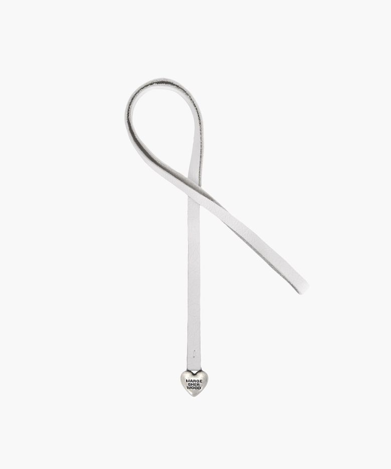 HEART CHARM_off white cracked