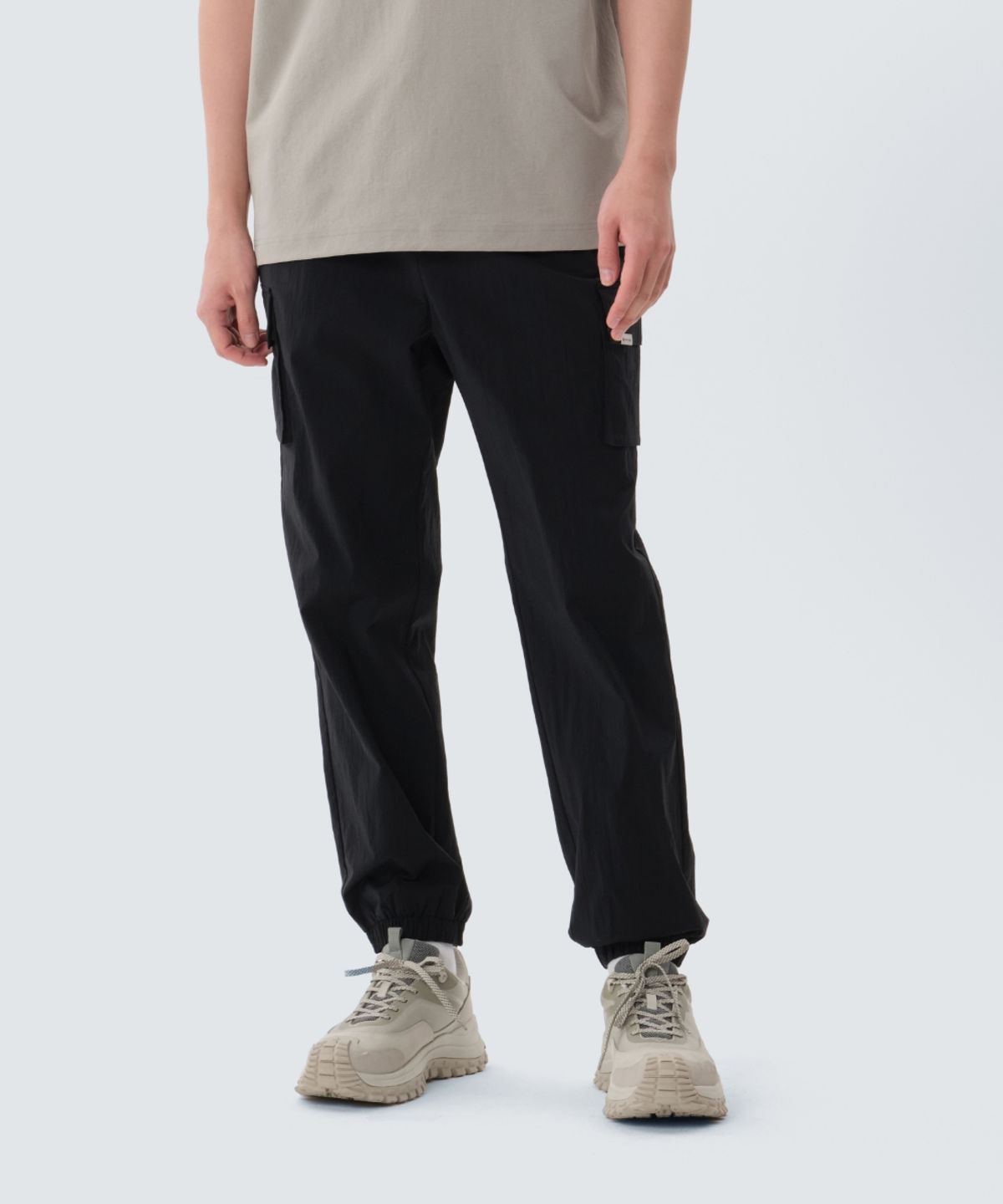 스노우피크 어패럴(SNOWPEAK APPAREL) 루트 카고 조거 팬츠 (S25MURPT60) Black