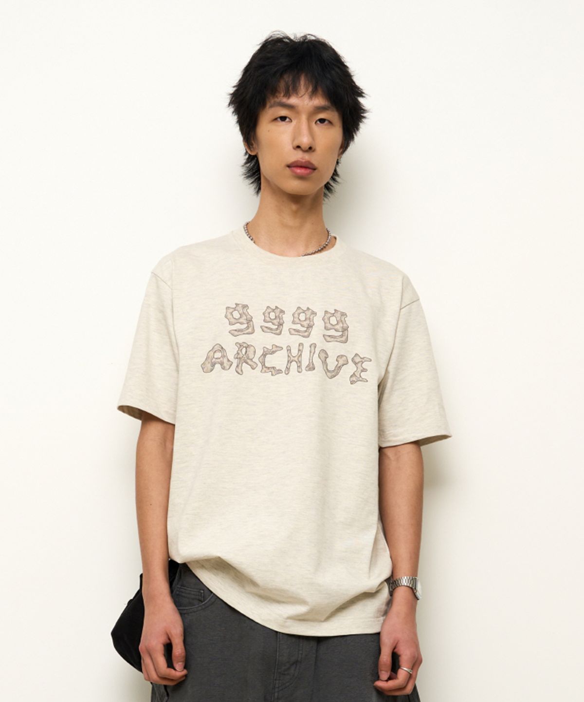 9999아카이브(9999ARCHIVE) Grunge Bone Logo T