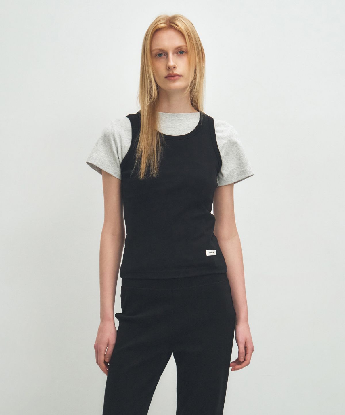 마리떼 프랑소와 저버(MARITHÉ + FRANҪOIS GIRBAUD) W BASIC SLEEVELESS black
