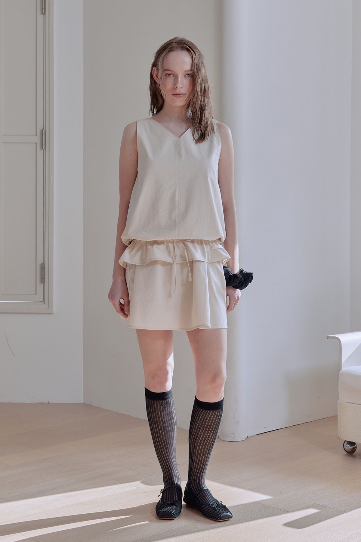 애프터아워즈(AFTERHOURS) V-NECK LAYERED MINI DRESS (BEIGE)