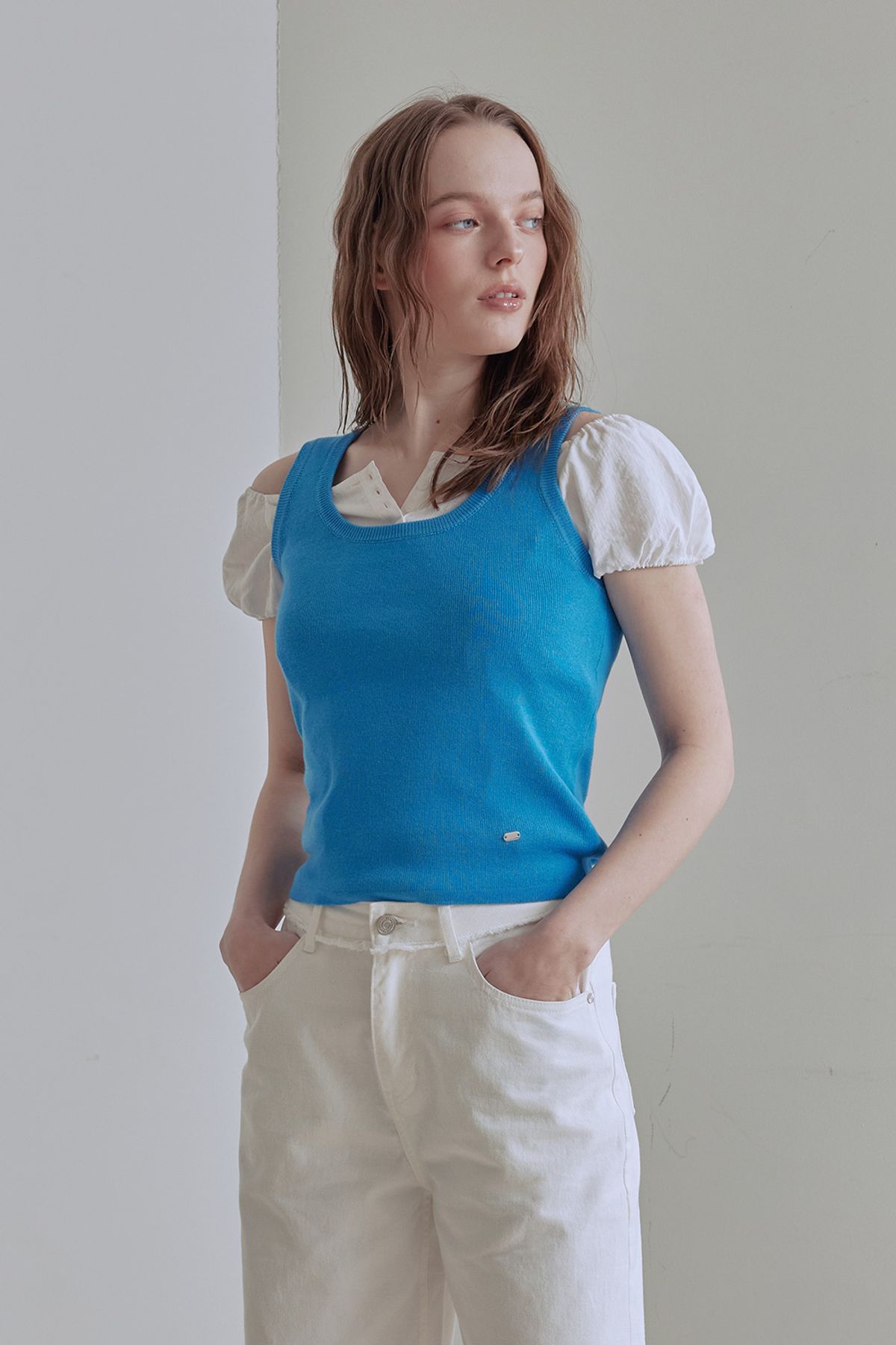 애프터아워즈(AFTERHOURS) COTTON KNIT SLEEVELESS TOP (BLUE)