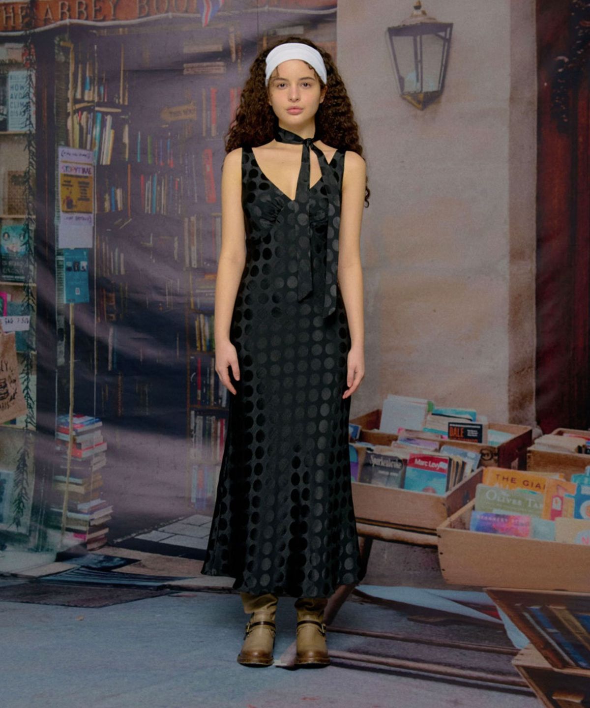 루루서울(LOULOUSEOUL) Pearl Dot Dress  (Scarf Set / Black)