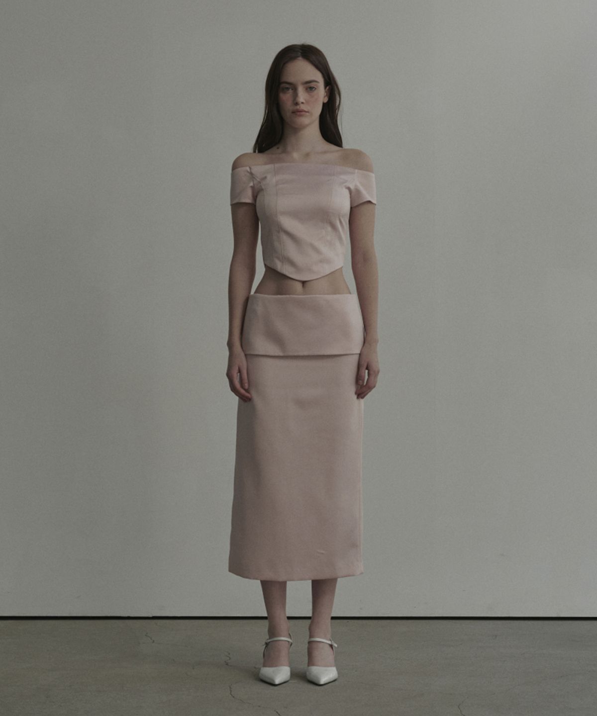 마우솔레움(MAU SOLEUM) Flipped Satin Long Skirt - Pink