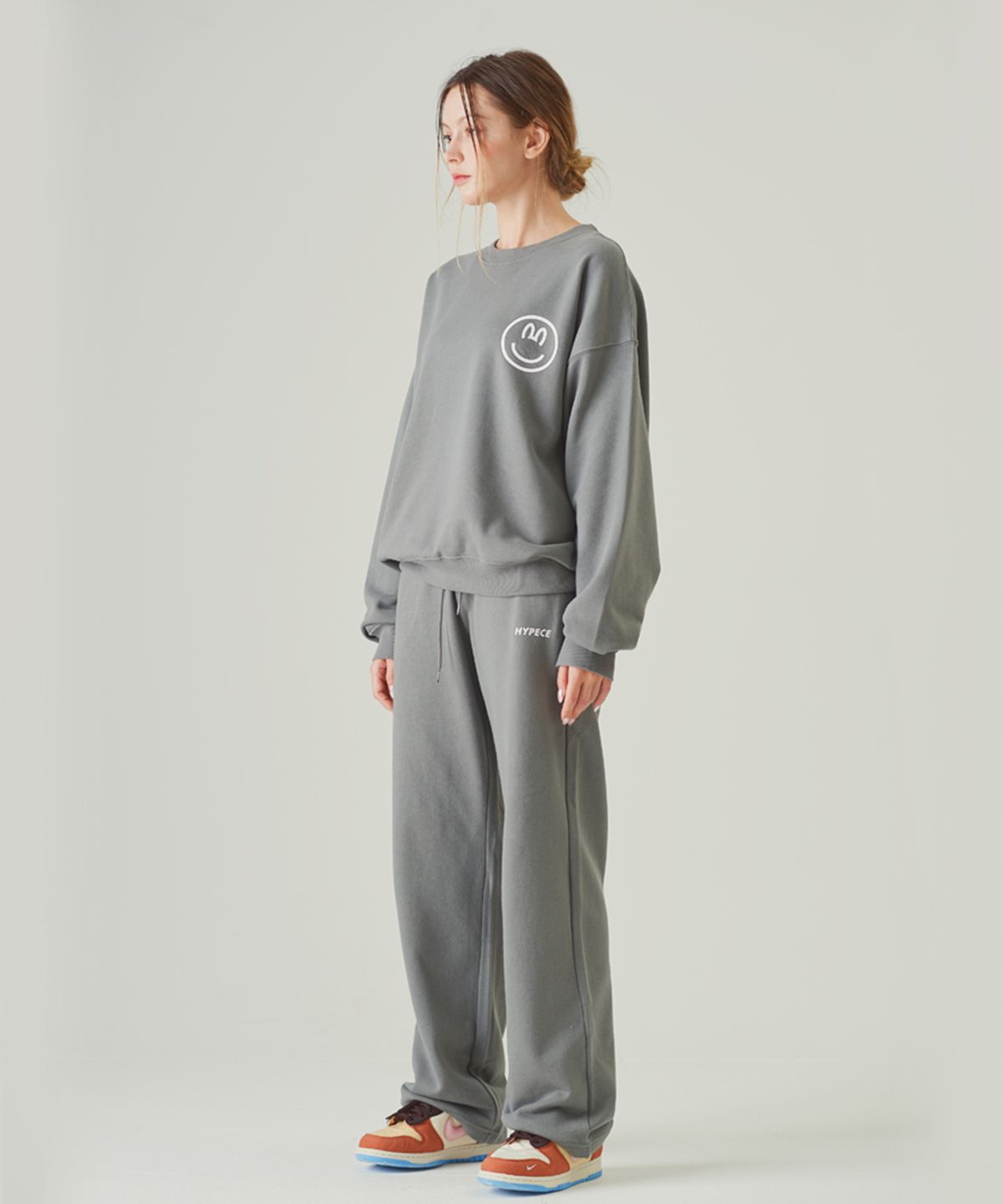 하입스(HYPECE) HYPECE LOGO SWEATPANTS