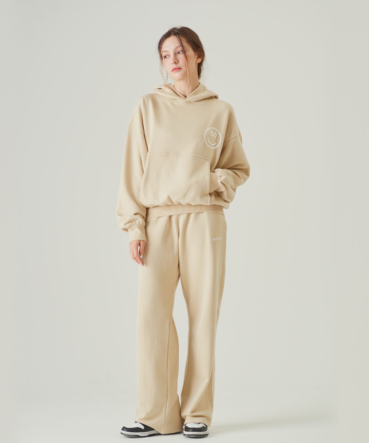 하입스(HYPECE) HYPECE LOGO SWEATPANTS