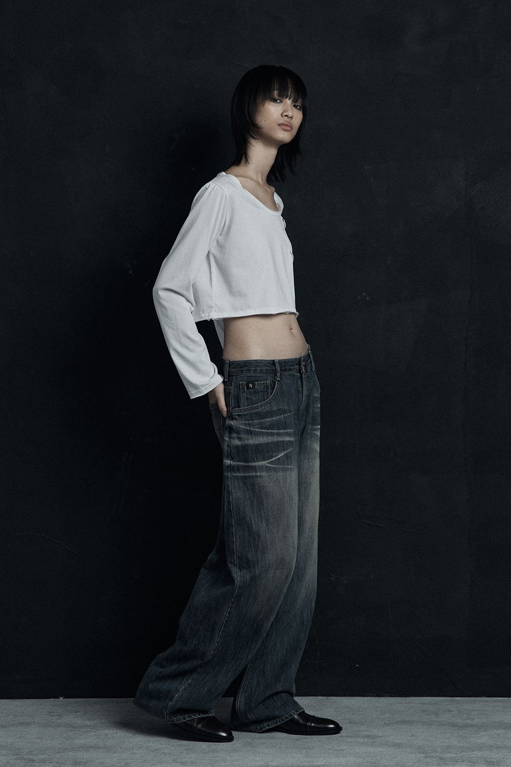 MUSINSA公式 | SYNERJYN OVERSIZED CAT WASHING DENIM PANTS BLUE