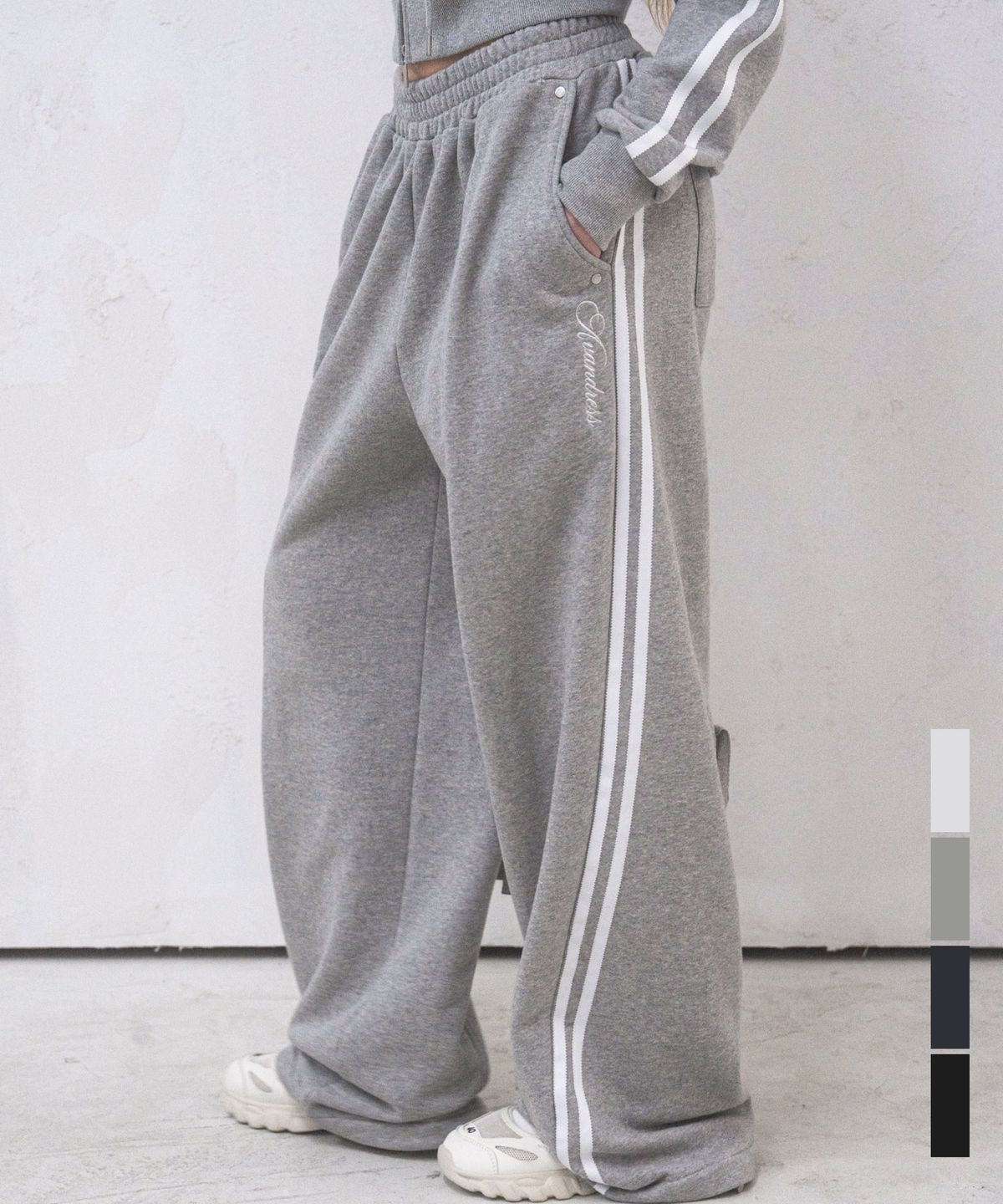 어반드레스(AVANDRESS) Back String Track Pants - 4COL