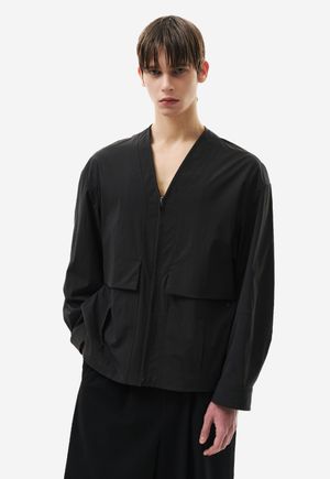 카라리스 볼륨 점퍼 카키 ZH3JP309KK