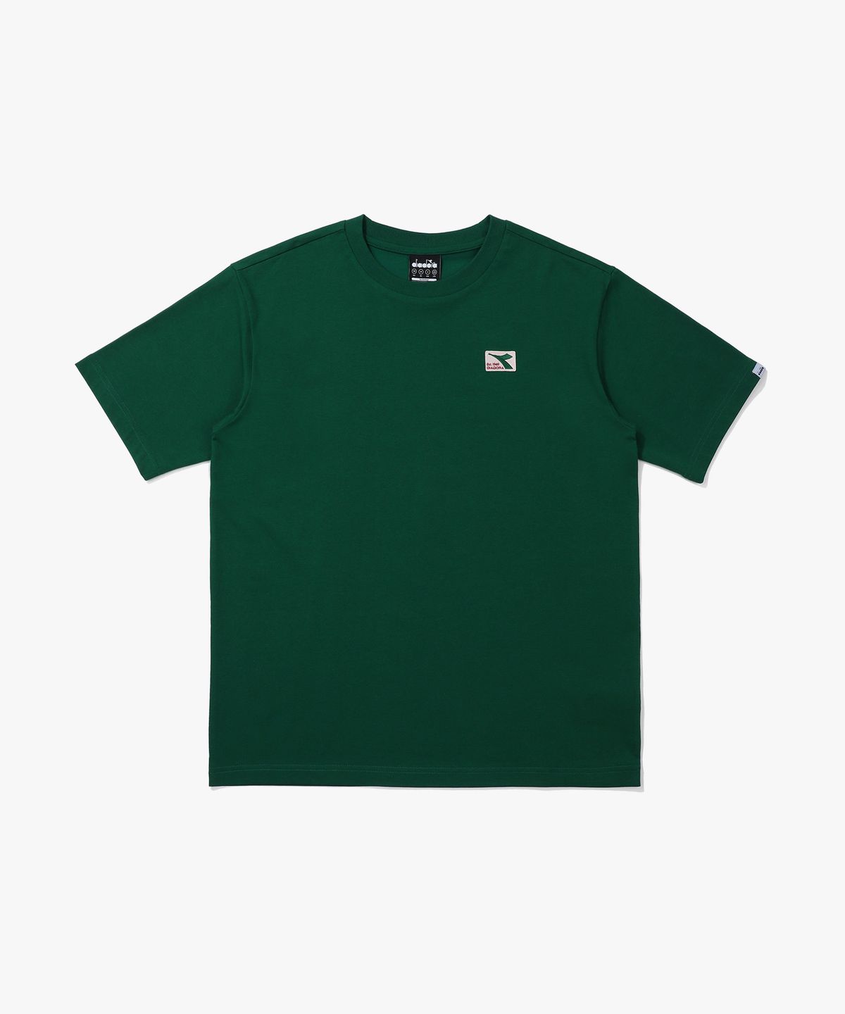 디아도라(diadora) 프리즈 와펜 반팔 티셔츠 GREEN