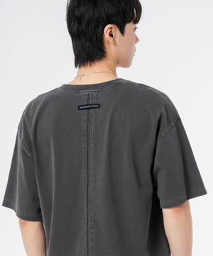 뒷절개 오버핏 피그먼트 반팔티셔츠 챠콜