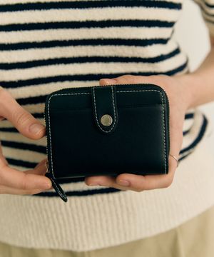 로고 버튼 지갑 블랙