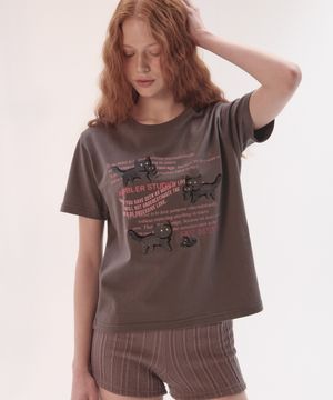 The adventures of a cat 자수 반팔 티셔츠 AS1207 (다크그레이)