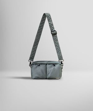 나일론 메신저 백 필드 그레이