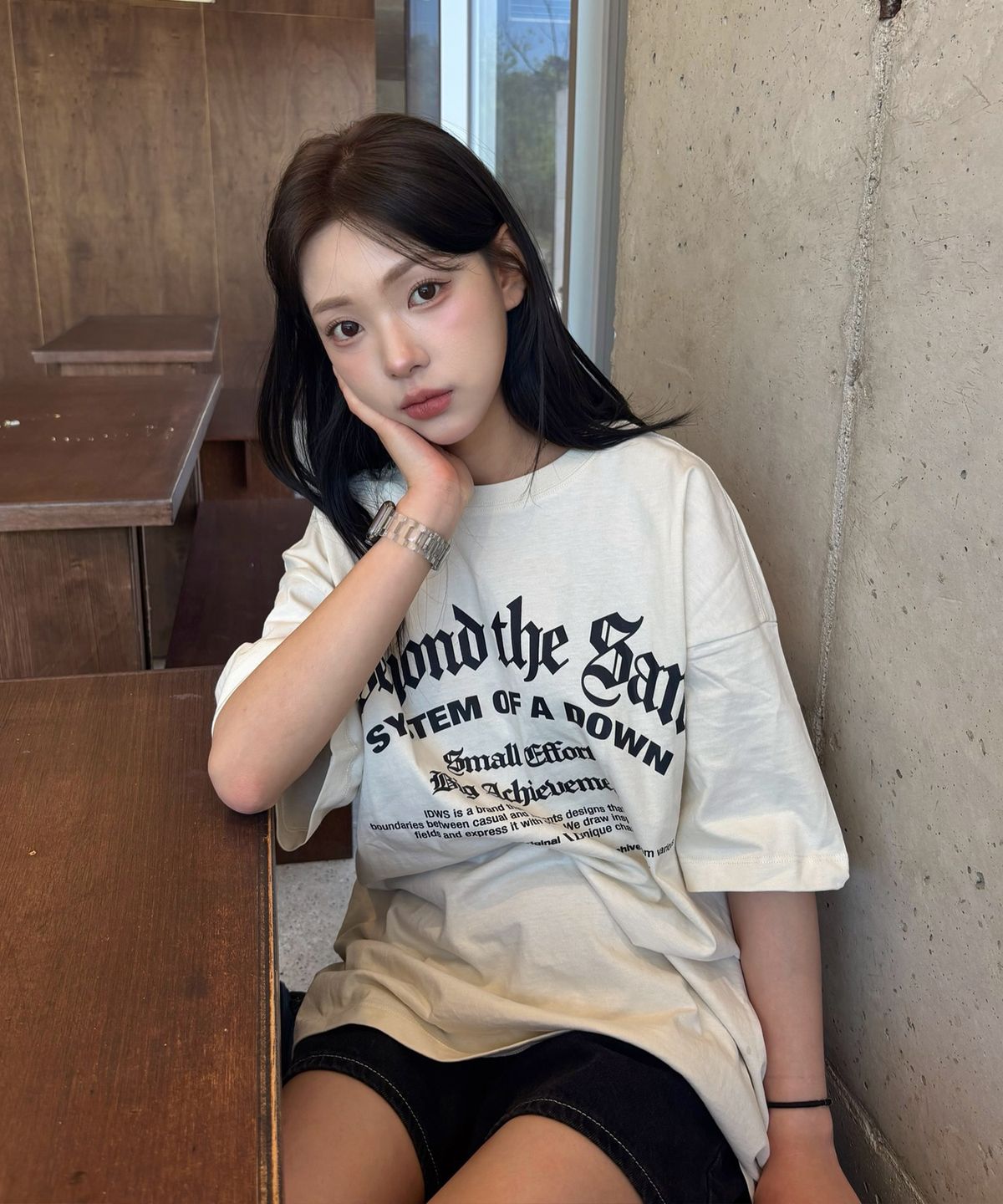 아이돈워너셀(IDWS) System Down T-Shirt Ivory