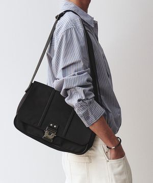 BUCKLE NYLON CROSS BAG BLACK