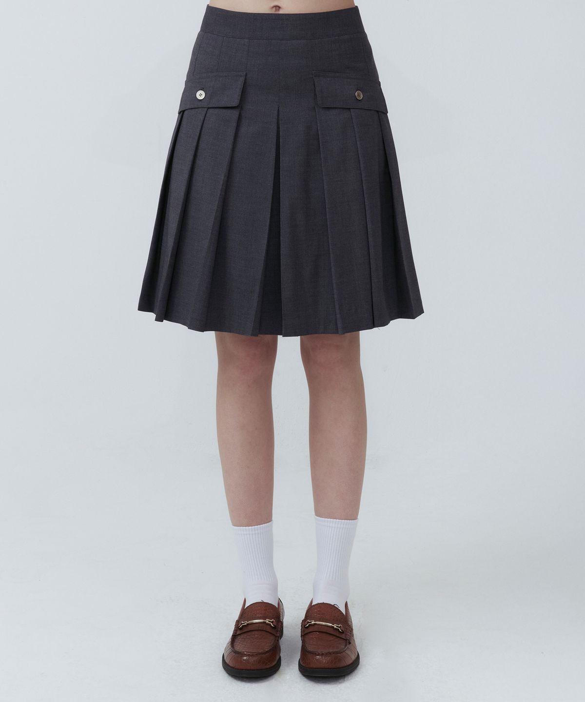 클로브(CLOVE) [25SS clove] Button Pocket Pleated Skirt (Charcoal)