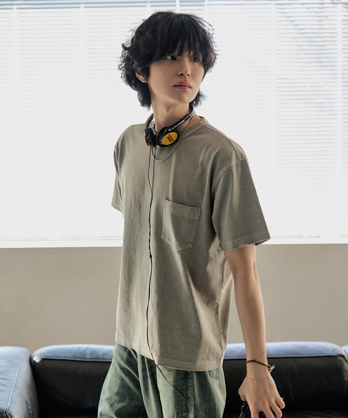 데케트(DECET) Pigment Pocket T-Shirt DCTS001Mud