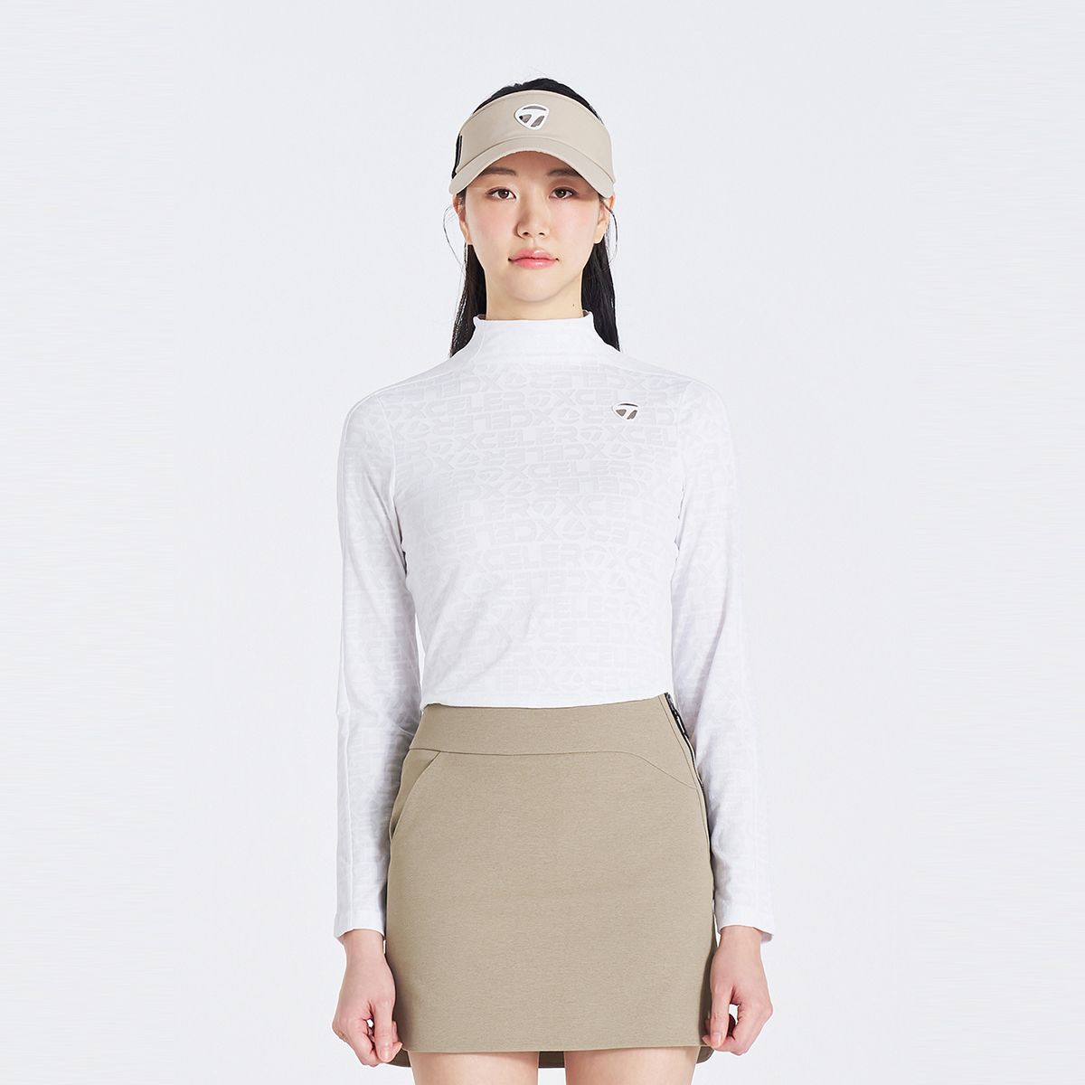 테일러메이드 어패럴(TAYLORMADE APPAREL) 여성 자가드 하이넥 티셔츠 TTO-52HG42-100