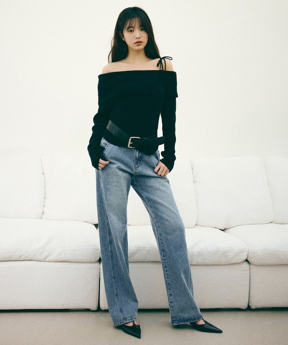 로라로라(ROLAROLA) CURVED SEMI WIDE DENIM PANTS BLUE