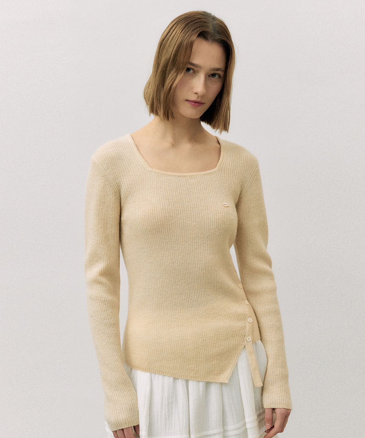 로라로라(ROLAROLA) MOHAIR BLENDED BUTTON KNIT IVORY