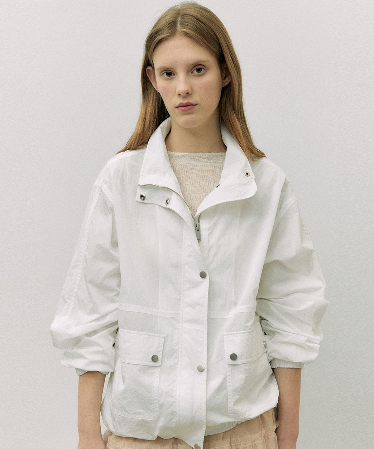 로라로라(ROLAROLA) HIGH NECK WIND JACKET WHITE