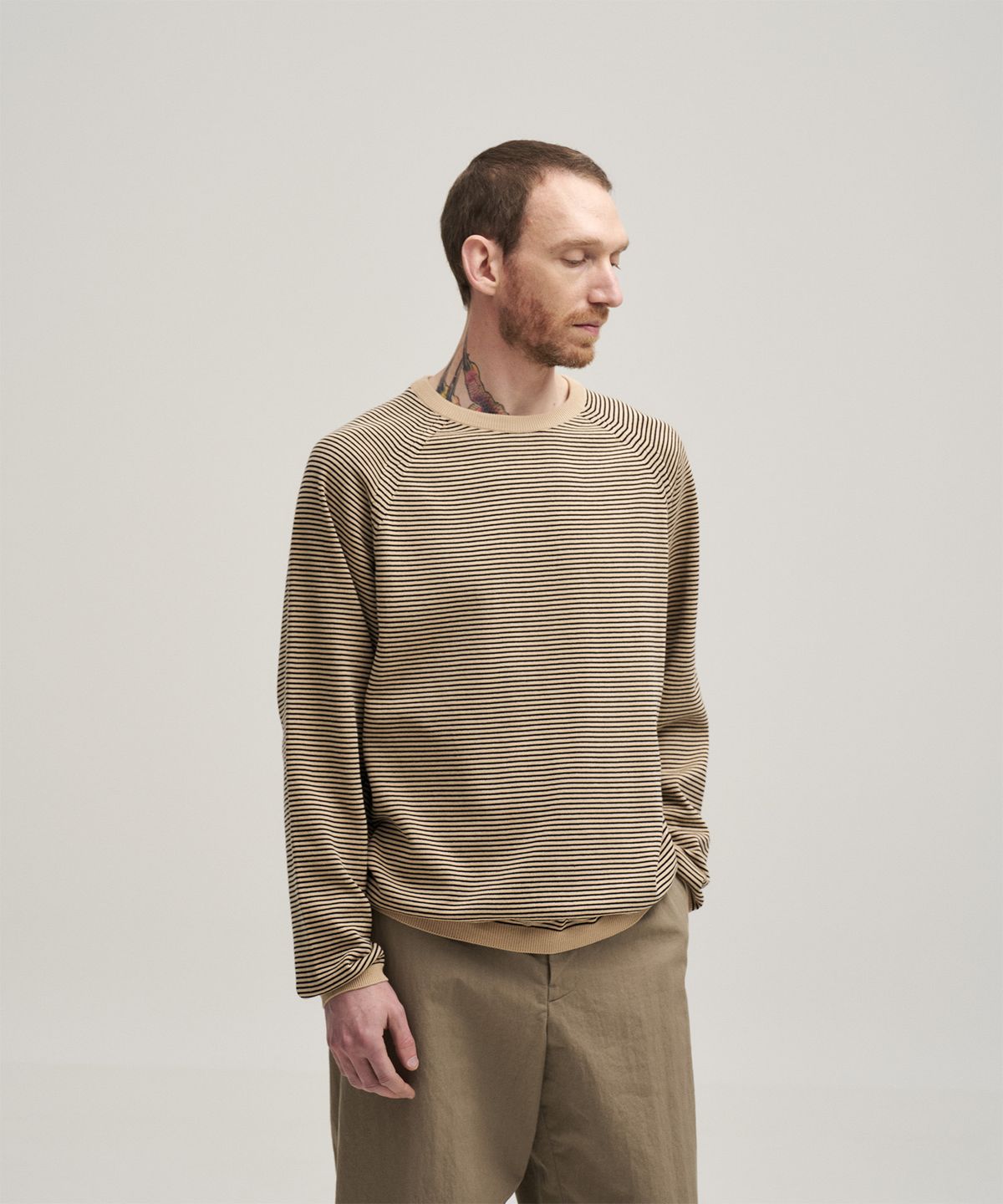 어나더 오피스(ANOTHER OFFICE) Narrow Stripe Knit Pullover (Beige Black - Stripe)