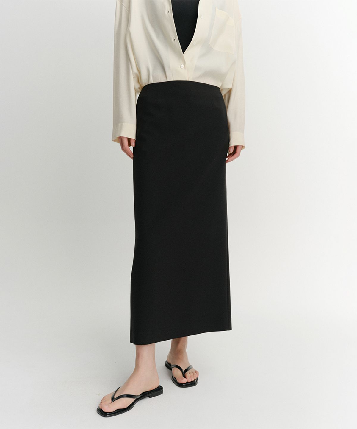 이아(EAAH) MAXI SLIT SKIRT (BLACK)