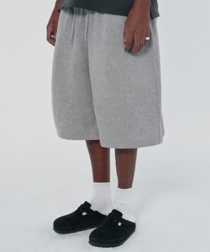 WIDE SWEAT SHORTS [GRAY]