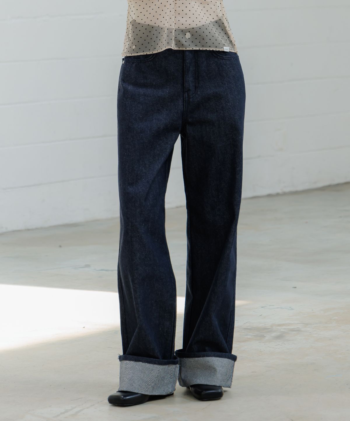 판도라핏(PANDORAFIT) Non-Spade Roll-Up Straight Pants